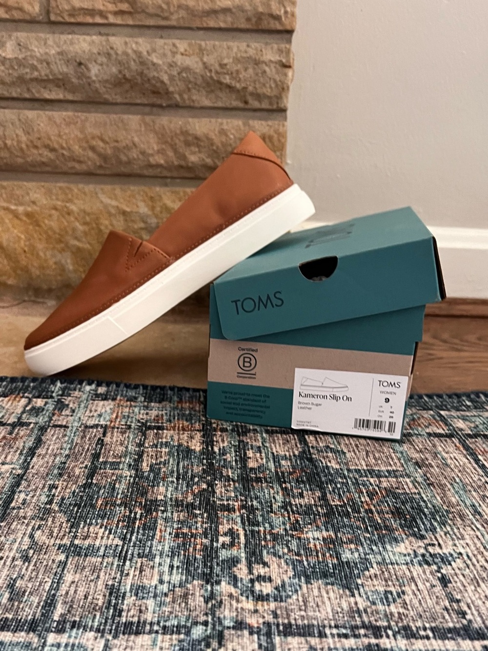 TOMS Kameroon Slip-On in Tan Leather with White Sole